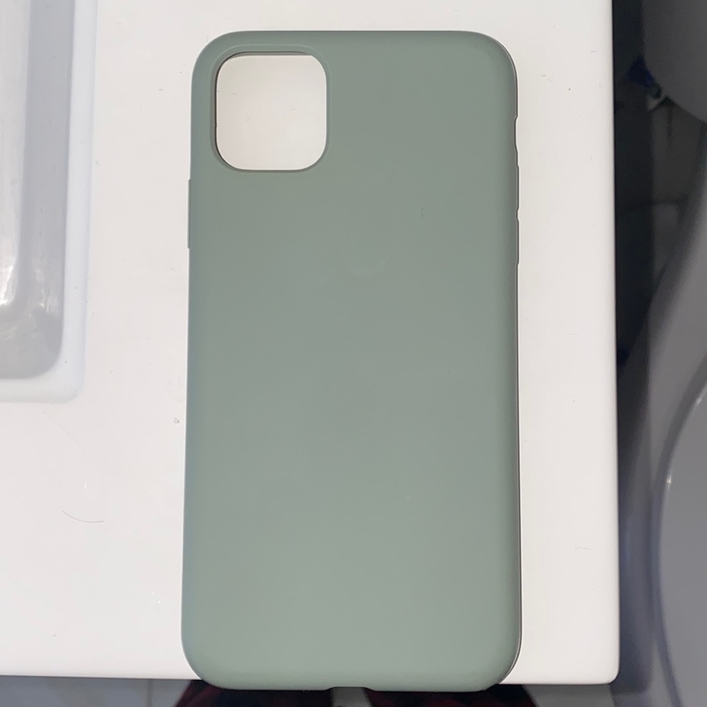 Jade green Otofly case 💚